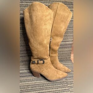Portland Tan Suede Boots Sz 8